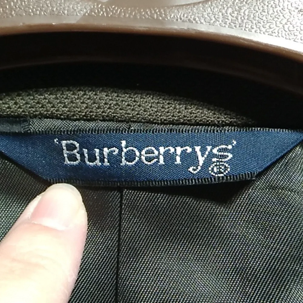 SALE! Burberrys' Mens Blazer Sz.48R Great Vintage Condition